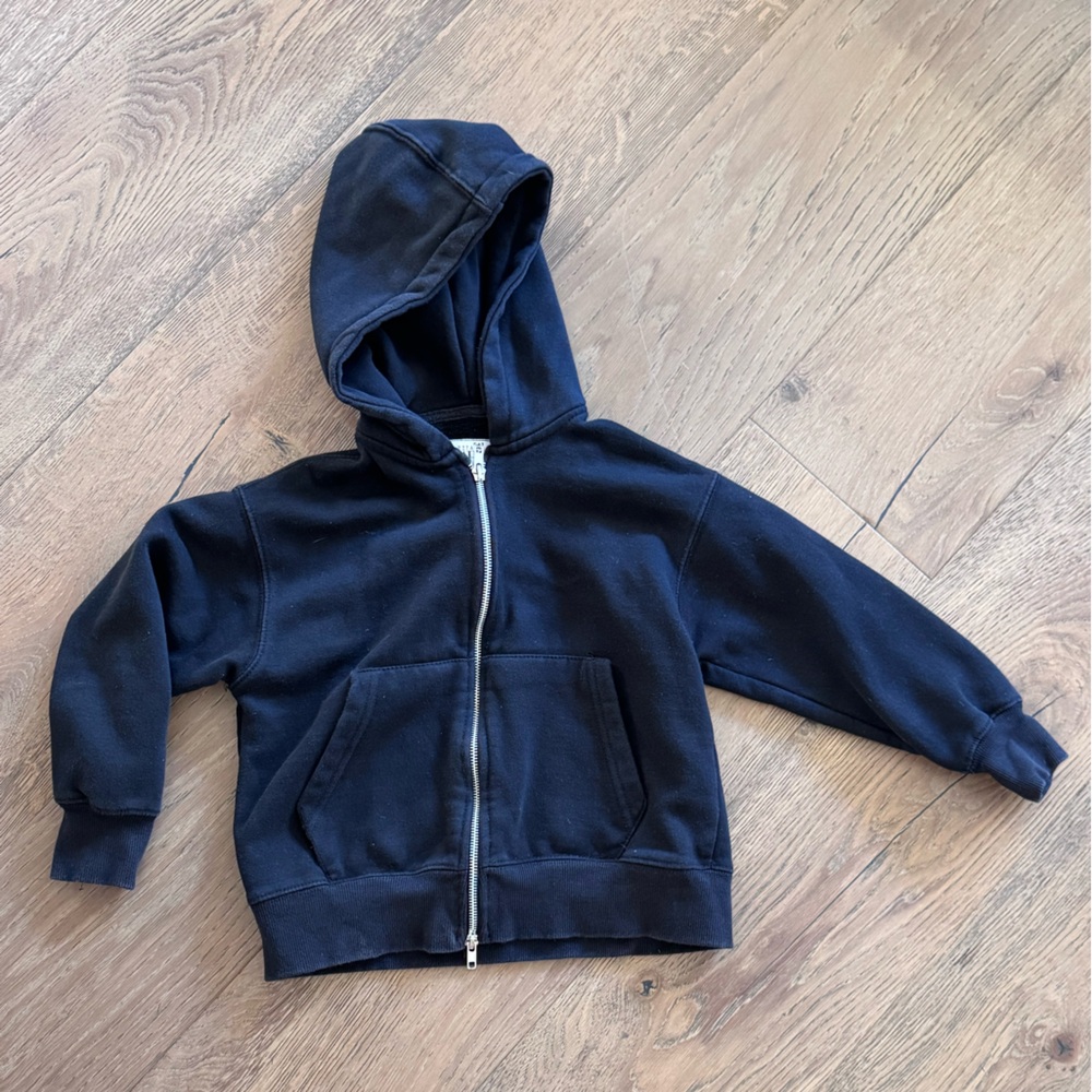 Zara Black Zip-Up Hoodie